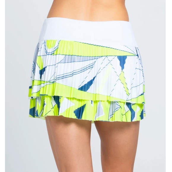 Lucky in Love Women's Going Strong 13" Pleated Tennis Skort skirt.  CONT R - Picture 9 of 11